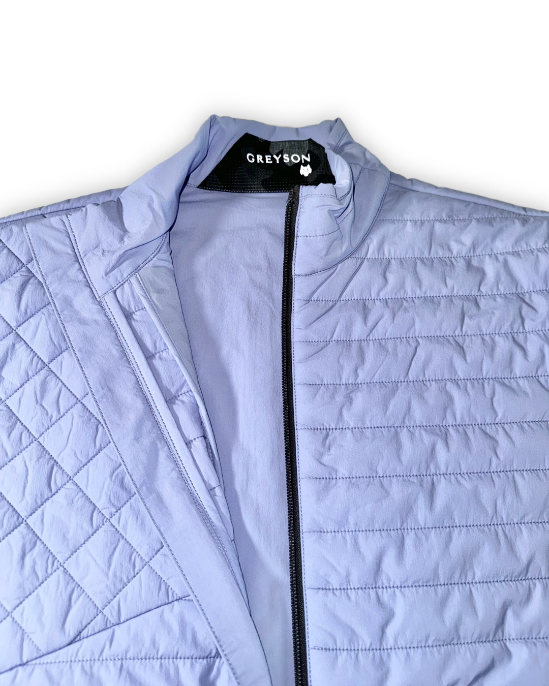 Greyson Men’s Yukon Ultralight Hybrid Golf Vest zip closure