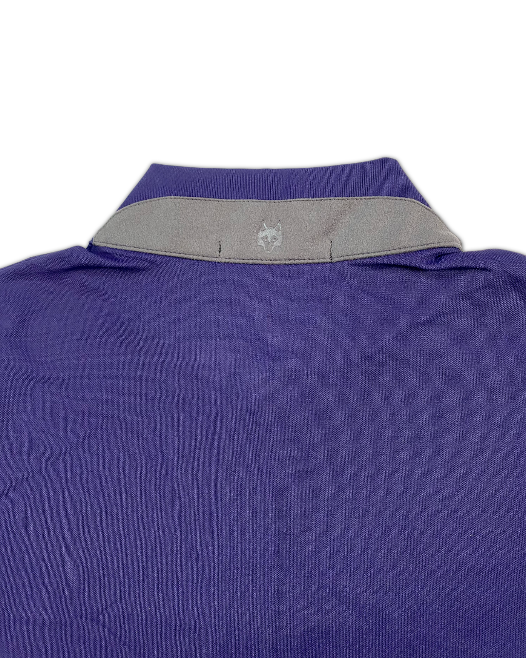 Greyson Men’s Siasconset Quarter-Zip Golf pullover (Horseshoe Bay logo) brand logo on the back yoke 